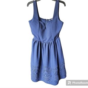 Mi Ami Large Navy Blue V Neck Eyelet Skirt Fit & Flar Dress